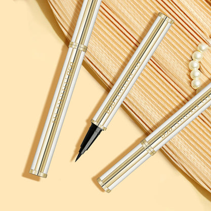 Waterproof Lambskin Eyeliner Pen - Smudge-Proof