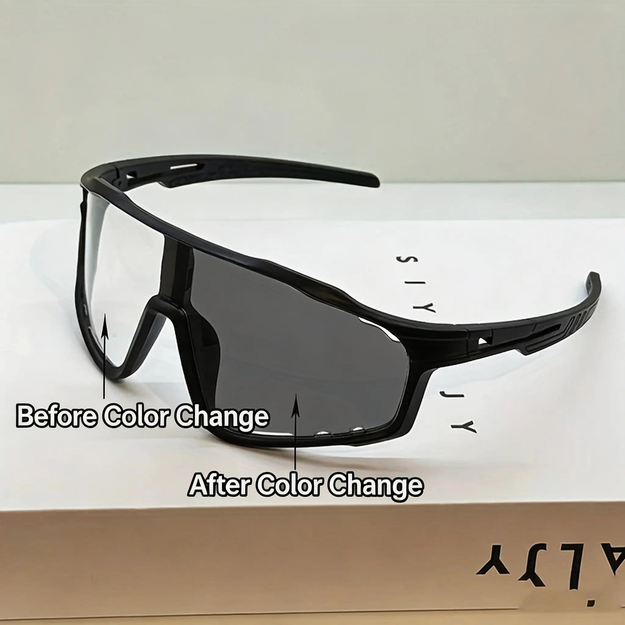 Black Frame [Color-changing Grey]